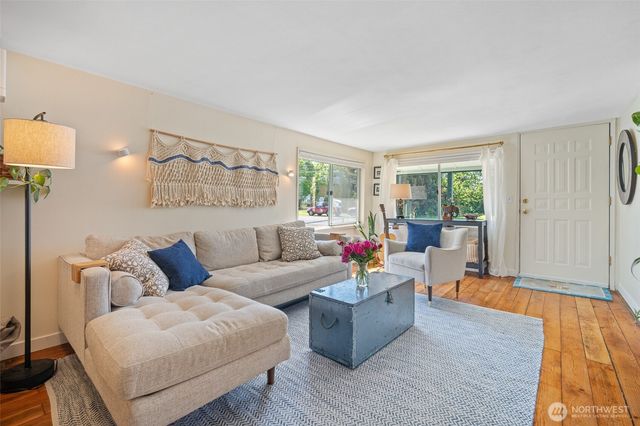 811 W Hazel Street, Mount Vernon, WA 98273