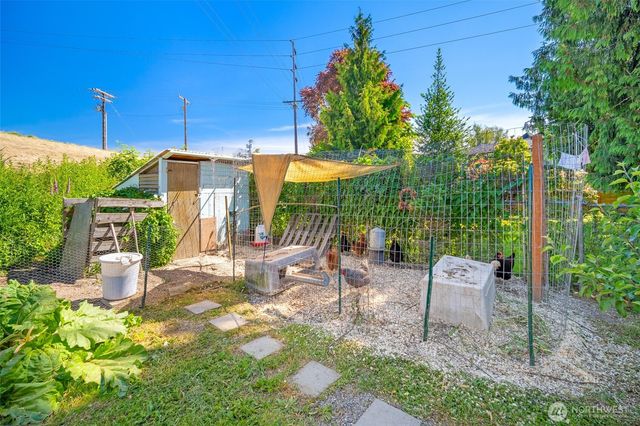 811 W Hazel Street, Mount Vernon, WA 98273