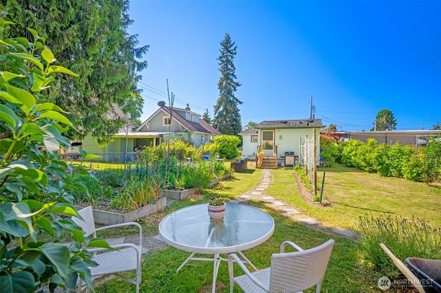 811 W Hazel Street, Mount Vernon, WA 98273