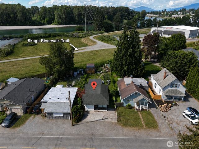 811 W Hazel Street, Mount Vernon, WA 98273