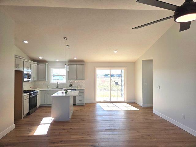 2203 Corrigan Way, Normal, IL 61761