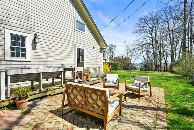 397 Gibbs Avenue CH, Newport, RI 02840