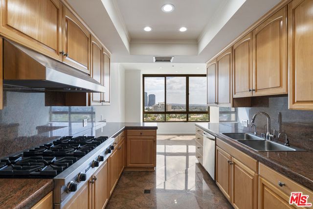 10430 Wilshire Boulevard 606, Los Angeles, CA 90024
