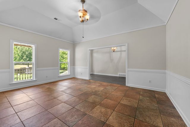 4250 OAK RD, Bartlett, TN 38135