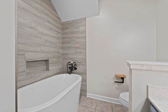 4250 OAK RD, Bartlett, TN 38135