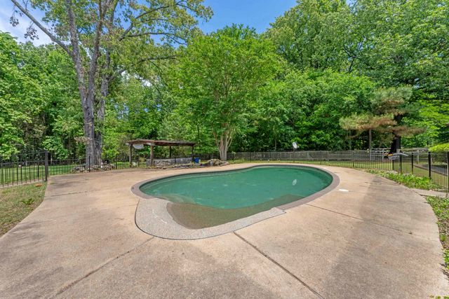 4250 OAK RD, Bartlett, TN 38135