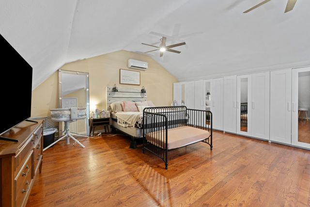 4250 OAK RD, Bartlett, TN 38135