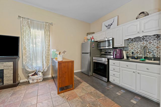 4250 OAK RD, Bartlett, TN 38135