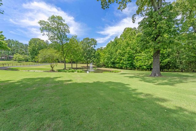4250 OAK RD, Bartlett, TN 38135