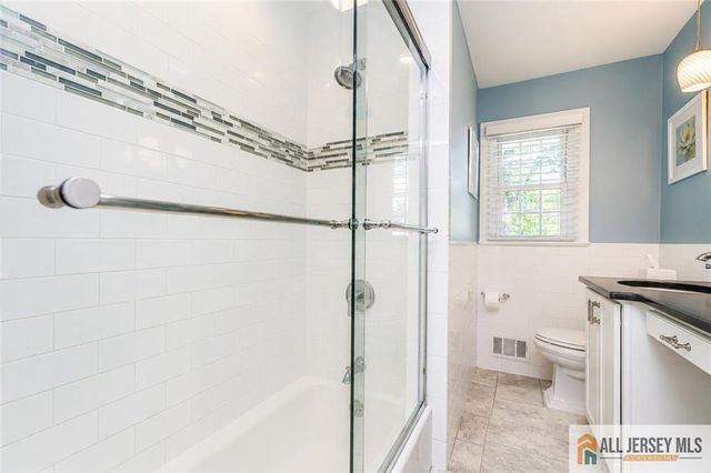 1087 Kearney Drive, North Brunswick, NJ 08902