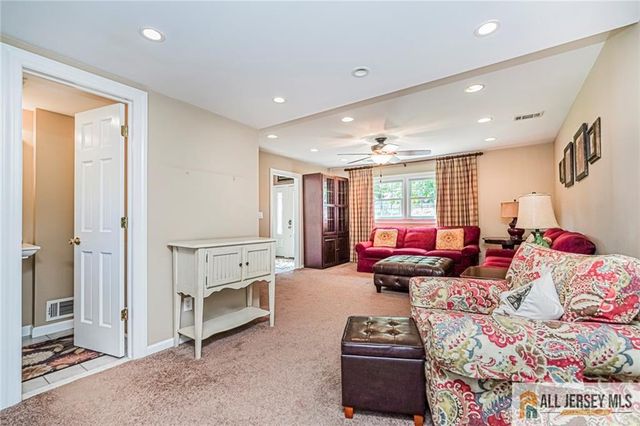 1087 Kearney Drive, North Brunswick, NJ 08902