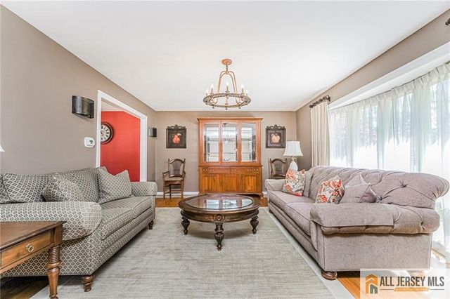 1087 Kearney Drive, North Brunswick, NJ 08902