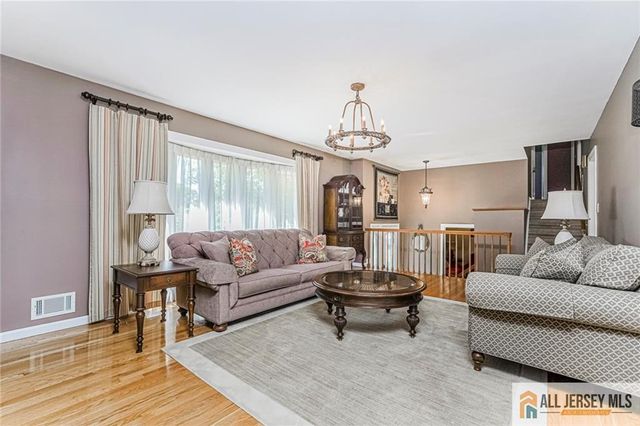 1087 Kearney Drive, North Brunswick, NJ 08902