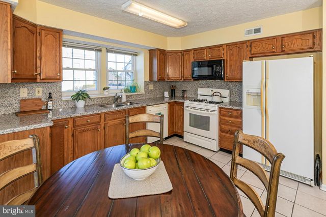 87 CASTLETON RD, Princeton, NJ 08540