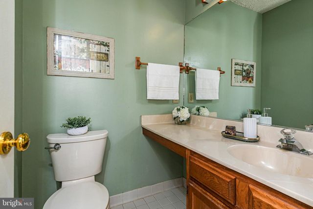 87 CASTLETON RD, Princeton, NJ 08540