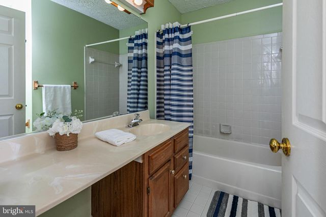 87 CASTLETON RD, Princeton, NJ 08540