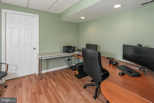 87 CASTLETON RD, Princeton, NJ 08540