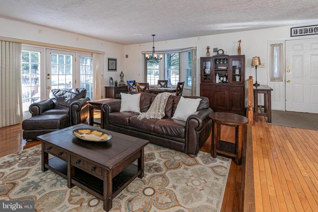 87 CASTLETON RD, Princeton, NJ 08540