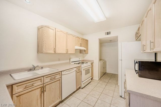 8412 Blue Island Avenue, Las Vegas, NV 89129