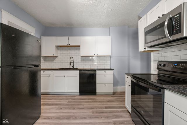 2330 E 16th Street, Indianapolis, IN 46201