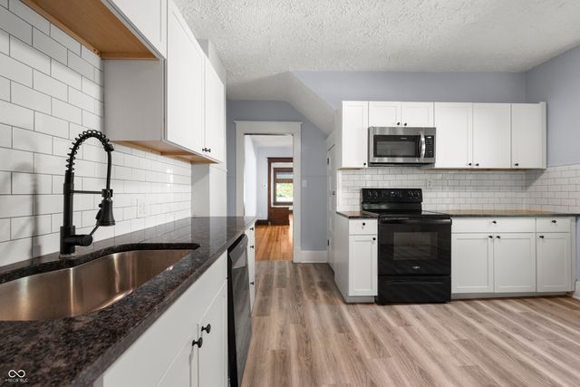 2330 E 16th Street, Indianapolis, IN 46201