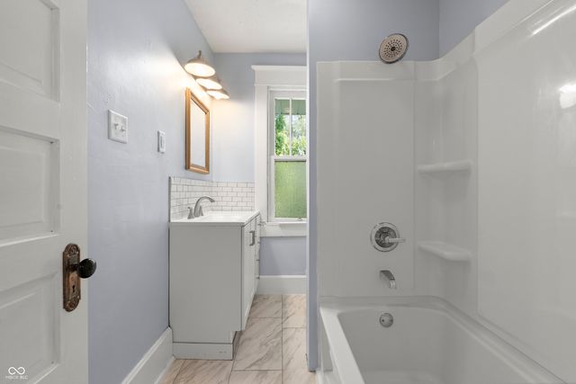 2330 E 16th Street, Indianapolis, IN 46201