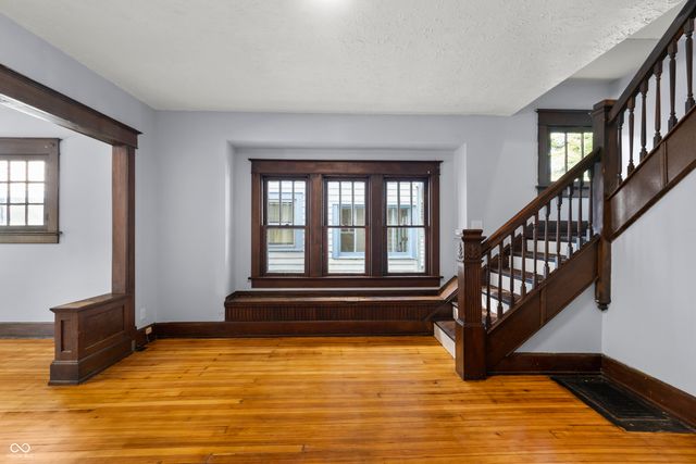 2330 E 16th Street, Indianapolis, IN 46201