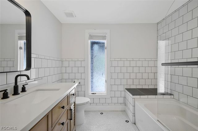 2723 Second ST, Fort Myers, FL 33916