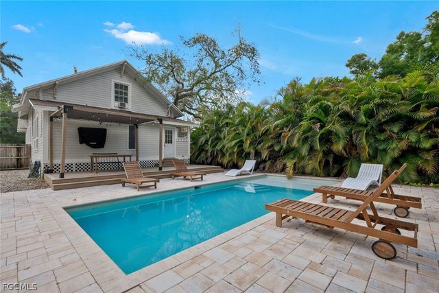 2723 Second ST, Fort Myers, FL 33916