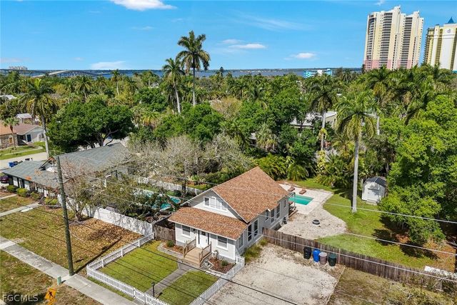 2723 Second ST, Fort Myers, FL 33916