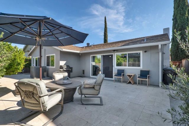 29353 Hillrise, Agoura Hills, CA 91301