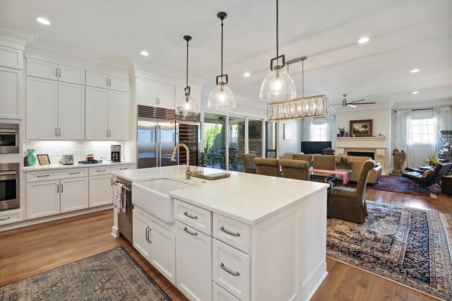 8642 Belladonna Dr, College Grove, TN 37046