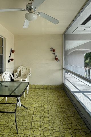 501 Blue Heron Dr 313-A, Hallandale Beach, FL 33009