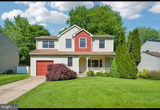 8 NEW HAVEN DR, Newark, DE 19713