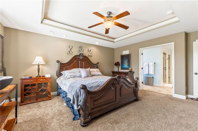 1702 Bay Court, Kearney, MO 64060