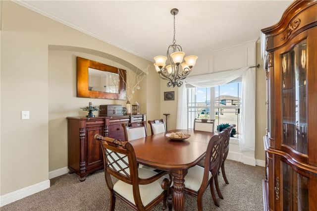 1702 Bay Court, Kearney, MO 64060