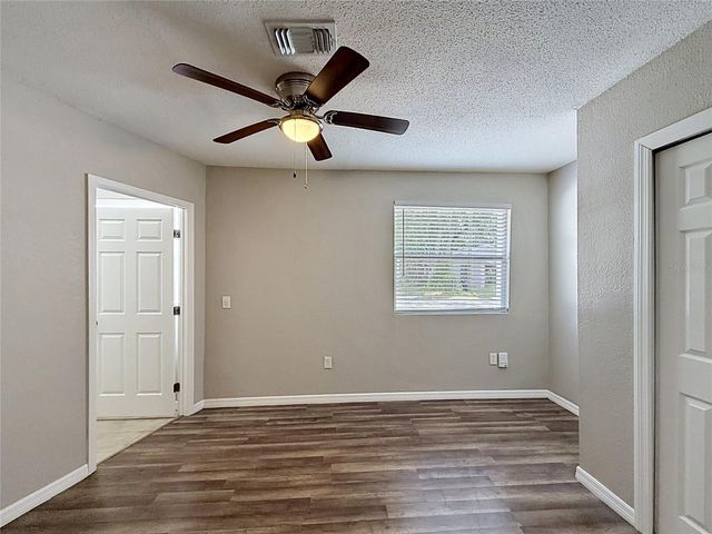 1913 W HANNA AVENUE, Tampa, FL 33604