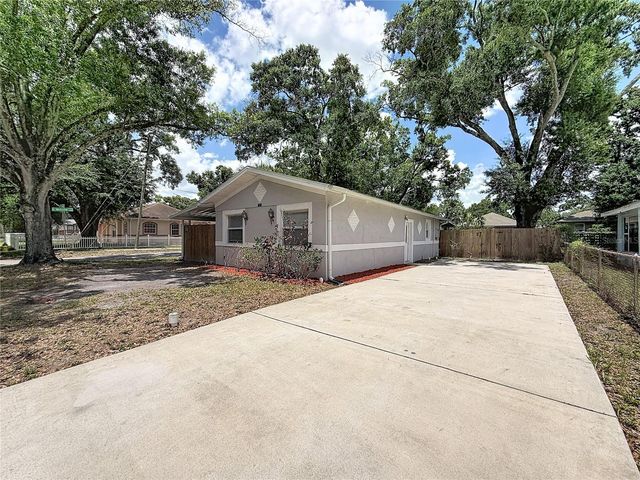 1913 W HANNA AVENUE, Tampa, FL 33604