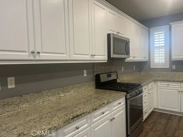 11384 Valley Oak Lane, Corona, CA 92883