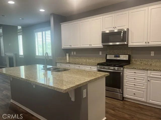 11384 Valley Oak Lane, Corona, CA 92883