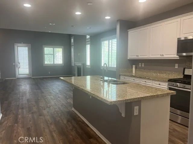 11384 Valley Oak Lane, Corona, CA 92883