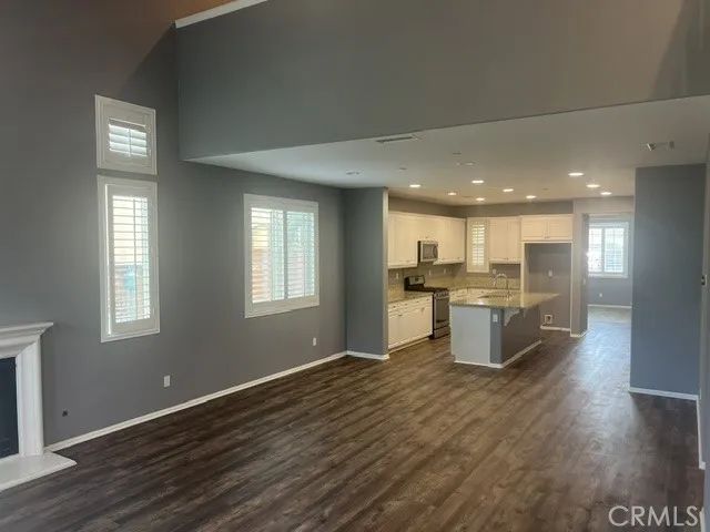 11384 Valley Oak Lane, Corona, CA 92883