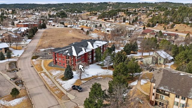 4027 FAIRWAY HILLS DR, Rapid City, SD 57702