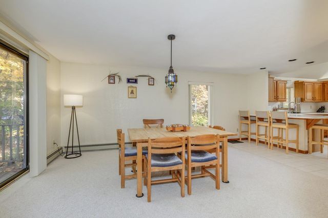 7 Hunter Drive, Derry, NH 03038