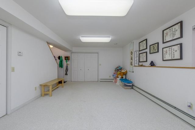 7 Hunter Drive, Derry, NH 03038
