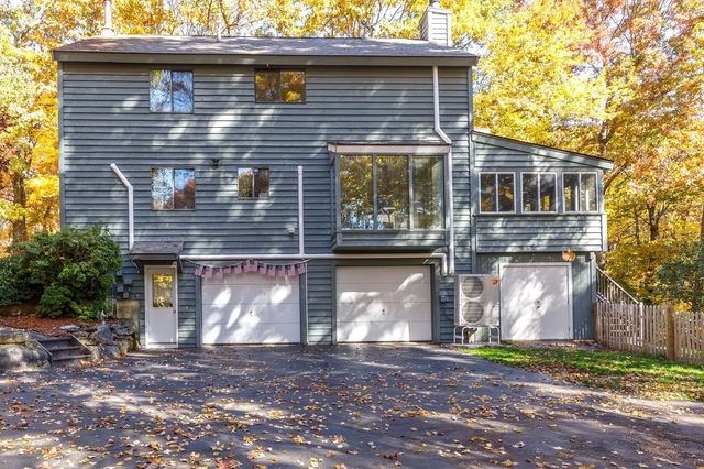 7 Hunter Drive, Derry, NH 03038
