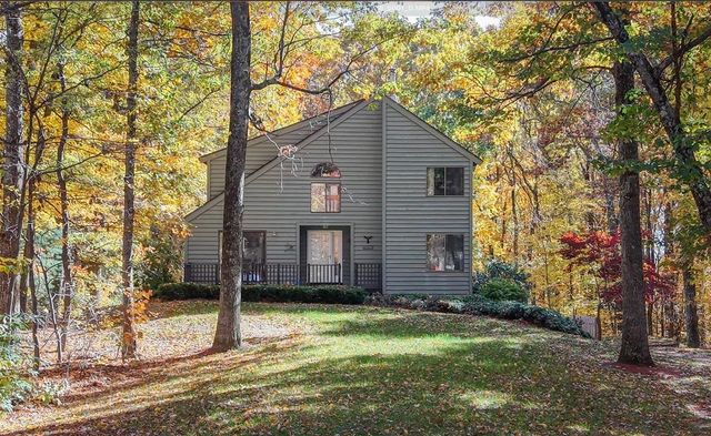 7 Hunter Drive, Derry, NH 03038
