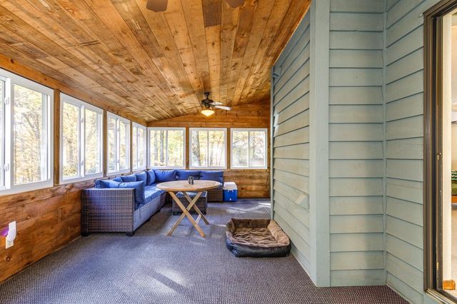 7 Hunter Drive, Derry, NH 03038