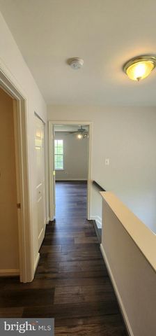 45512 LAKEMONT SQ, Sterling, VA 20165
