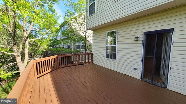 45512 LAKEMONT SQ, Sterling, VA 20165